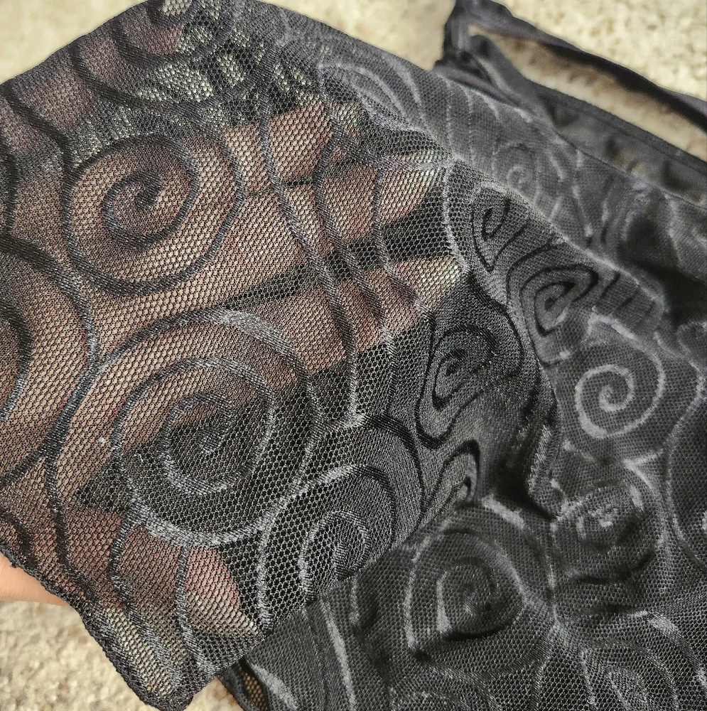 Exposed Black Lace Lingerie Top - Picture 7 of 7
